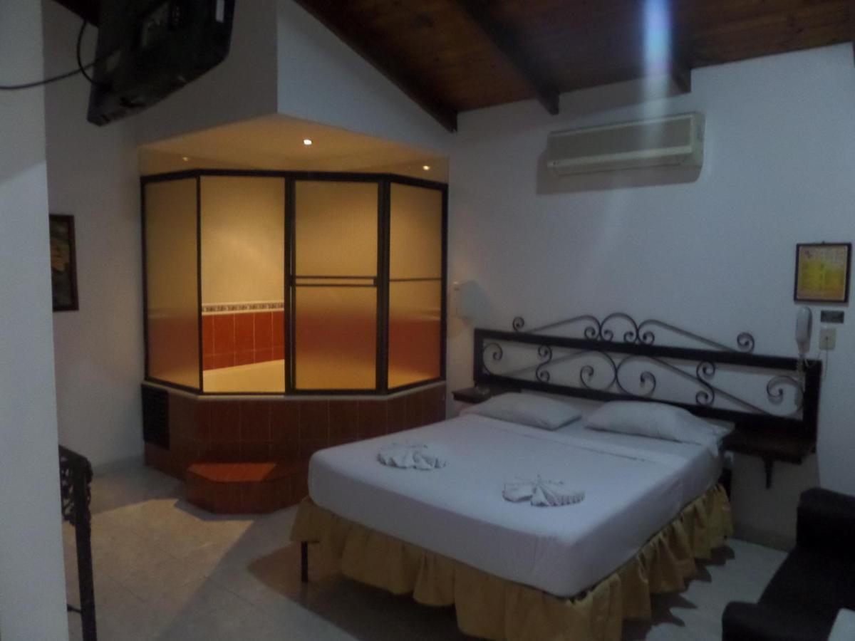 Aparta Hotel Plaza Real Norte Cali Exterior photo